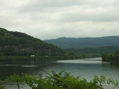 the road along the Tennessee River, just below Lookout Mountain